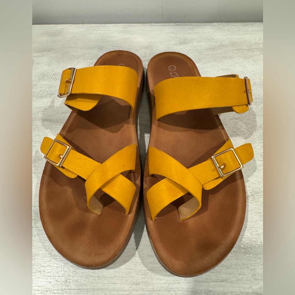 Colourful and comfortable fashionable sandals.